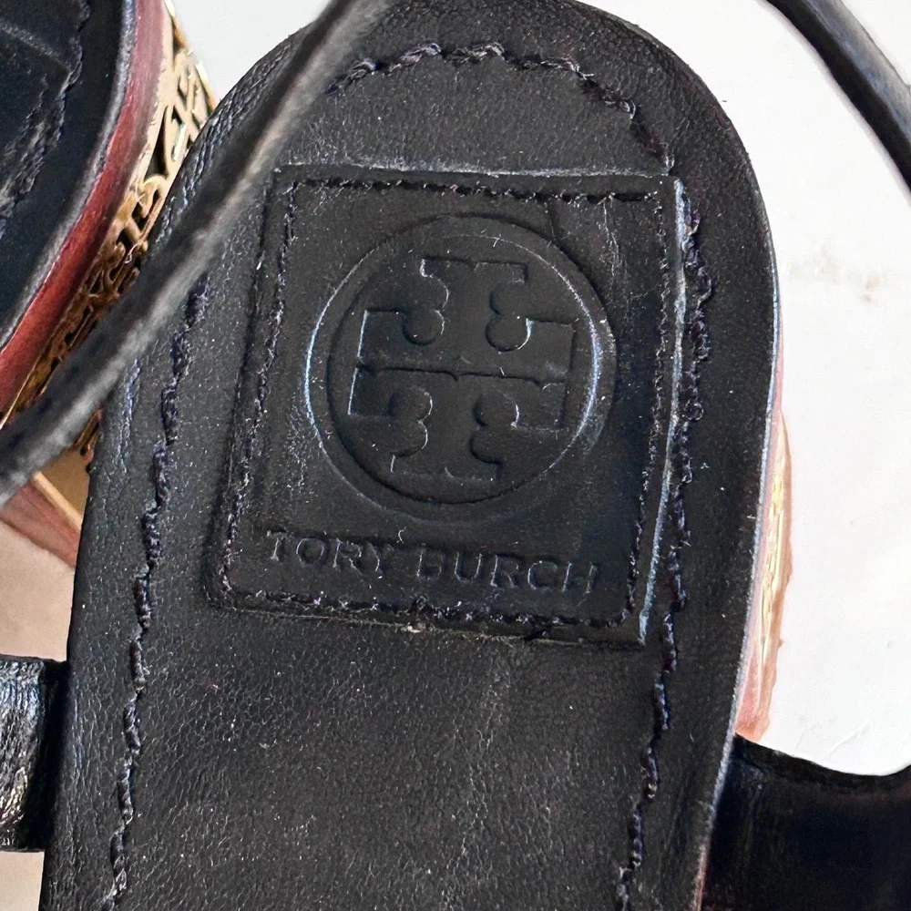 Tory Burch Sandals Size 8.5 Audra Black Leather T-Strap Thong Gold Logo Heel